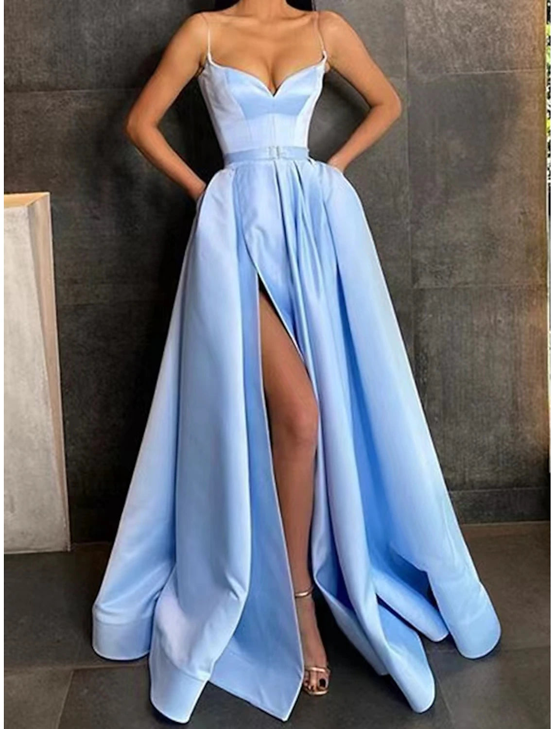 Casual Yet Stylish Separates Ball Gown A-Line Prom Dresses Cut Out Dress Prom Formal Evening Floor Length Sleeveless Sweetheart Italy Satin with Slit