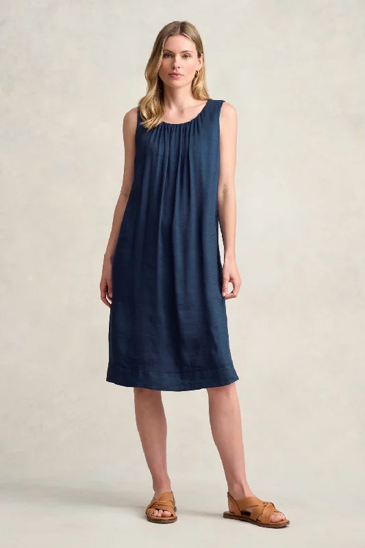 Chic Trends Unveiled Linen Silk Midi Dress