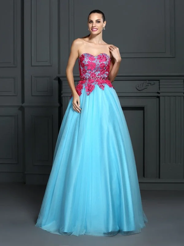 Versatile Wardrobe Essentials Ball Gown Sweetheart Lace Sleeveless Long Satin Quinceanera Dresses