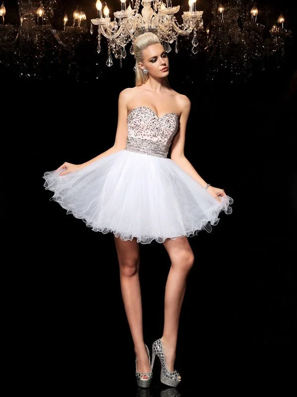 Sophisticated Fashion A-Line/Princess Sweetheart Beading Sleeveless Short Net Cocktail Dresses