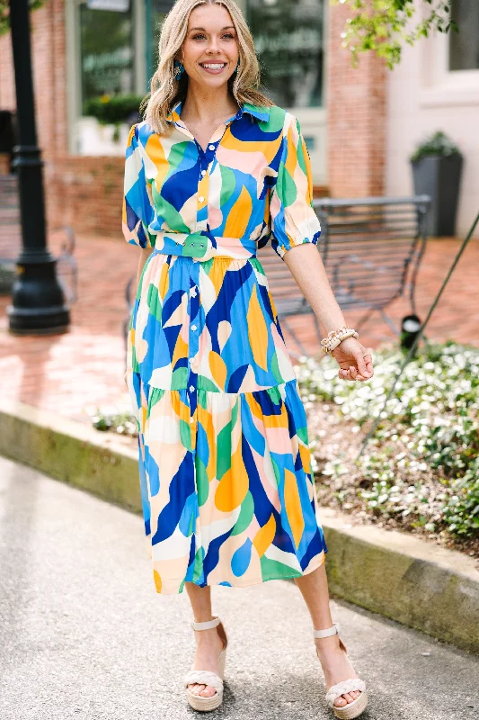 Travel Essentials Get The Look Blue Abstract Midi Dress