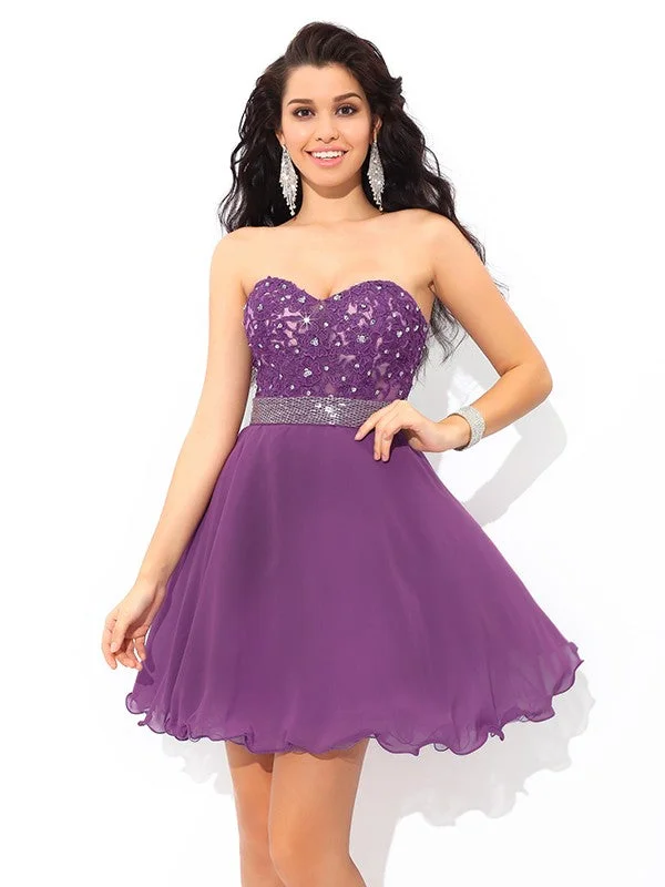 Runway Inspired Wear A-Line/Princess Sweetheart Beading Sleeveless Short Chiffon Cocktail Dresses