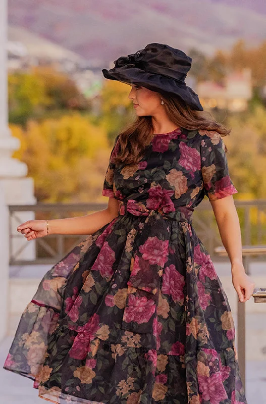 Versatile Wardrobe Essentials Zoe Black Floral Dress - DM Exclusive