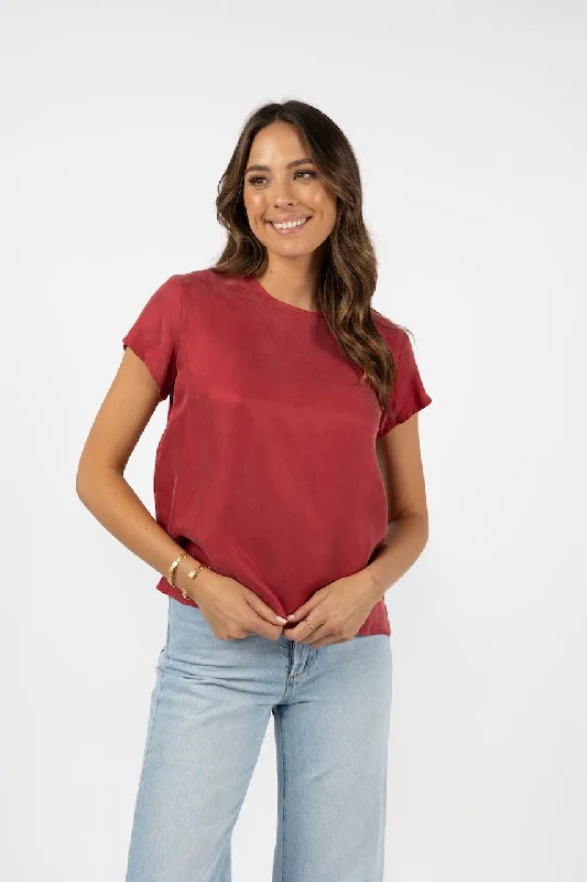 Season Appropriate Women's Collection Humidity - Milano Tee, Pinot