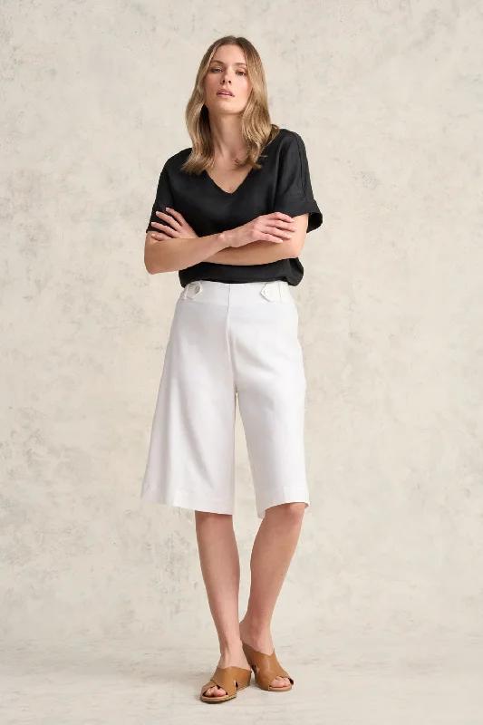 Timeless Elegant Waist Tab Linen Short - White