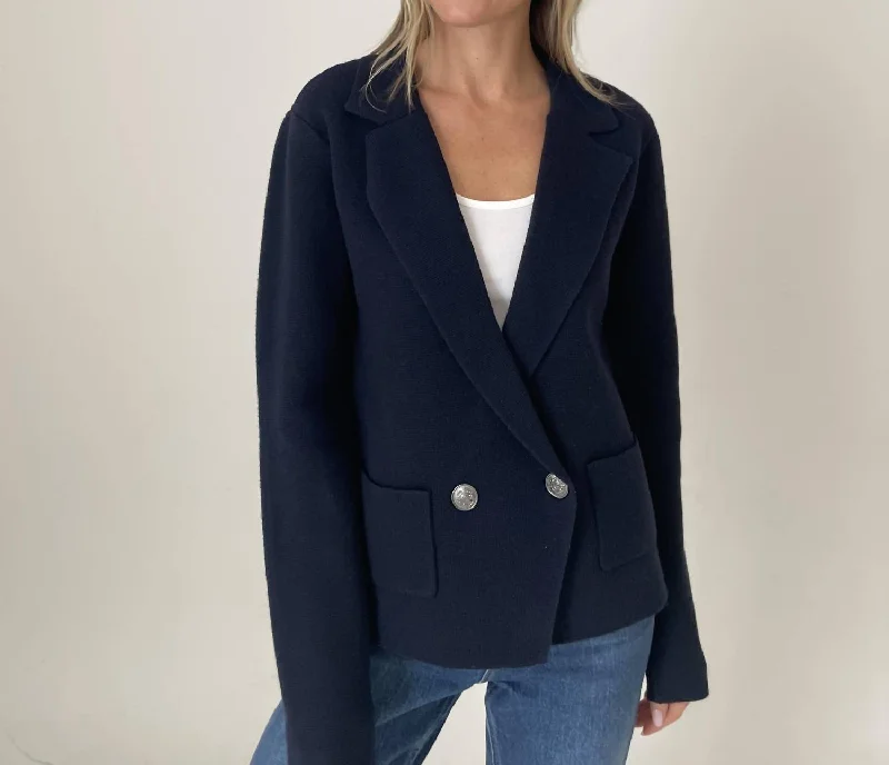 Trendy Threads Heller Blazer In Navy