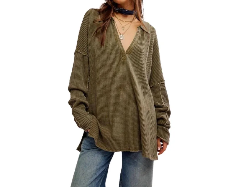 Great Prices On Feminine Styles Travis Polo Top In Military Olive