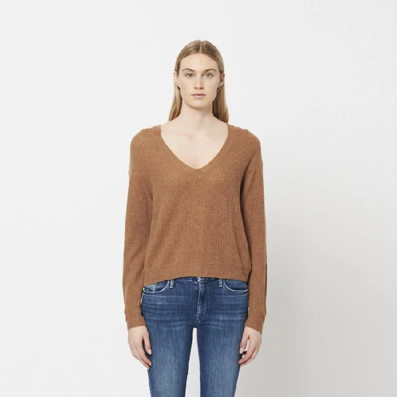 Weekend Exclusive Rose Knit Cashmere Sweater (Cumin)