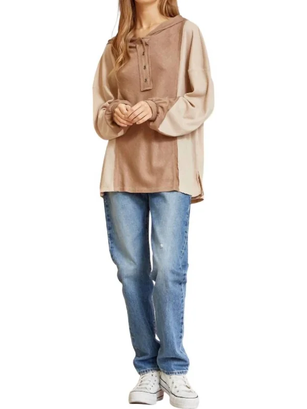 Casual Weekend Relaxed Style What A Find Hooded Pullover In Mocha