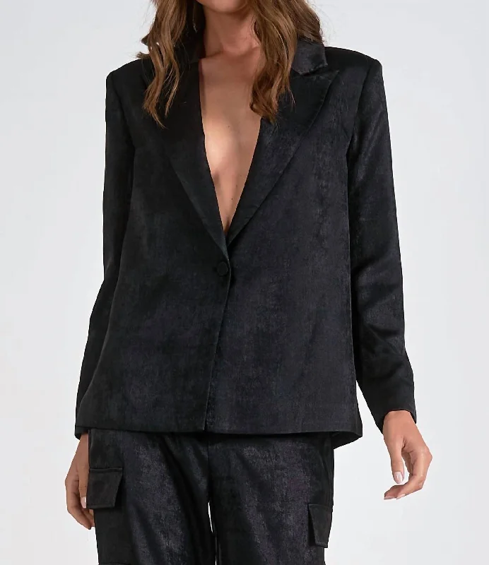 Discover Now Wide Lapel Blazer In Metallic Black