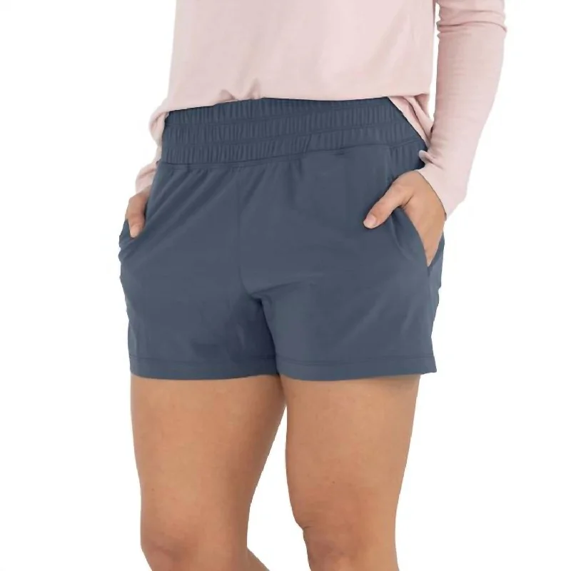 Ride The Style Wave W Pull-On Breeze Short In Blue Dusk