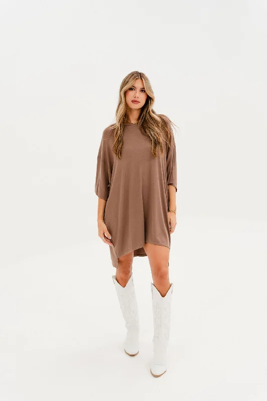 Graceful Drape Out Of Pocket Dress Taupe