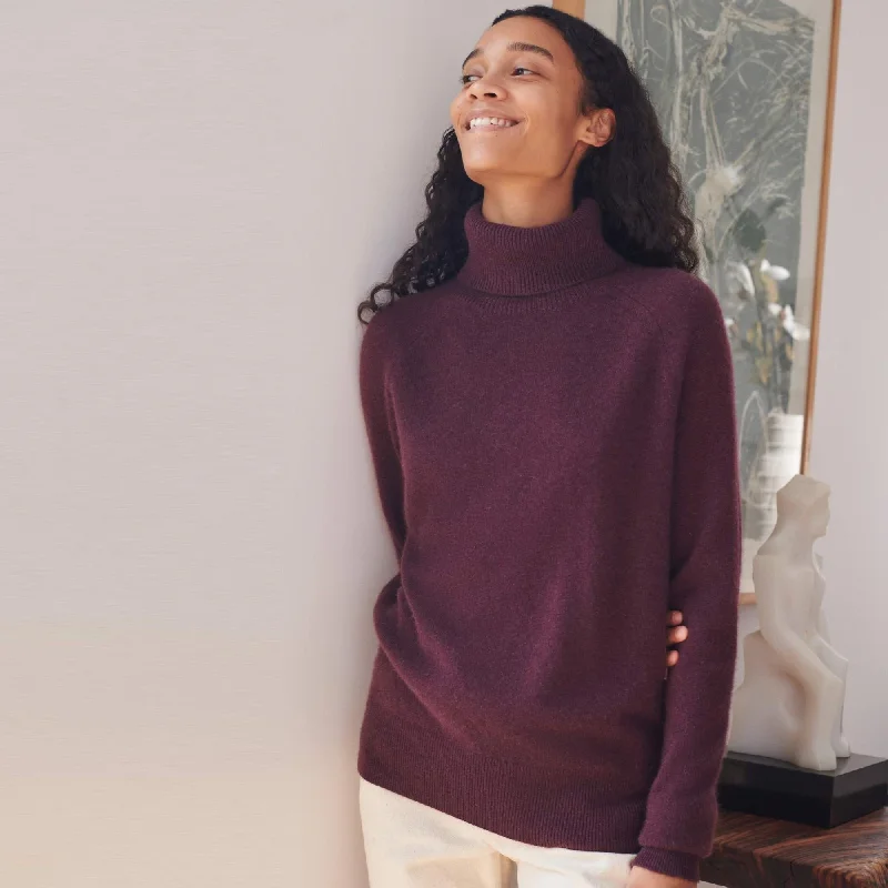 Effortless Style, Endless Impact Essential Cashmere Turtleneck (Mahogany)