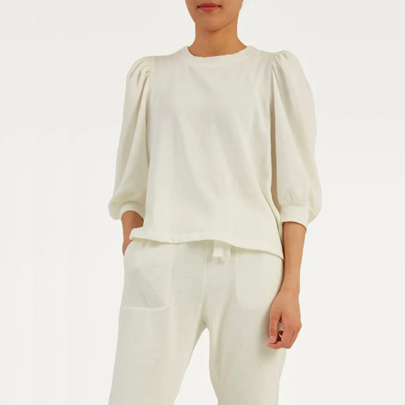 Trend Forward Threads Mariposa Flounce Pullover (Gardenia)